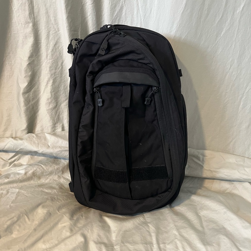 Vertx EDC Commuter Sling Backpack